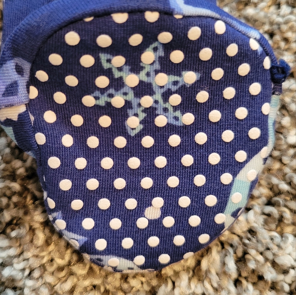 Angel Dear Snowflake Newborn Footie - Picture 4 of 5
